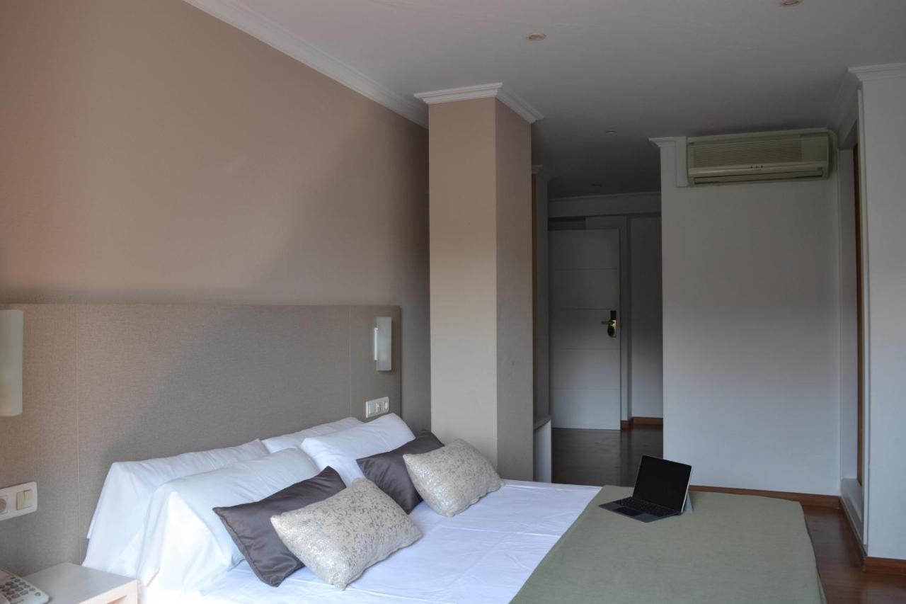 Duerming Villa De Sarria Hotel Eksteriør bilde